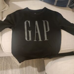 Gap sweatshirt